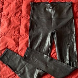 Spanks Faux Leather Leggings Size L